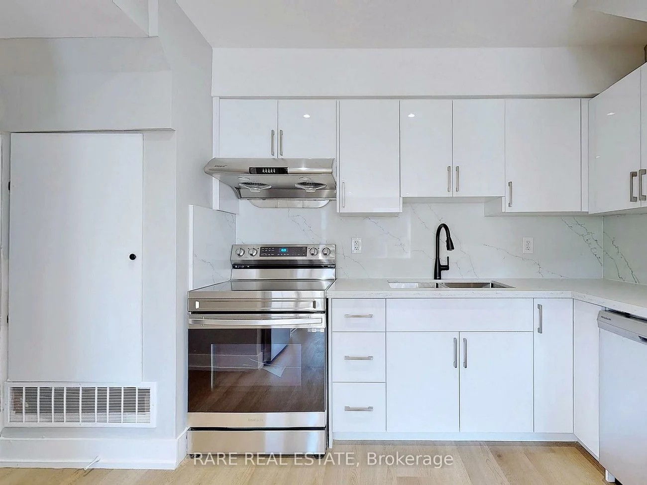 600, Marlee, Yorkdale-Glen Park, Toronto