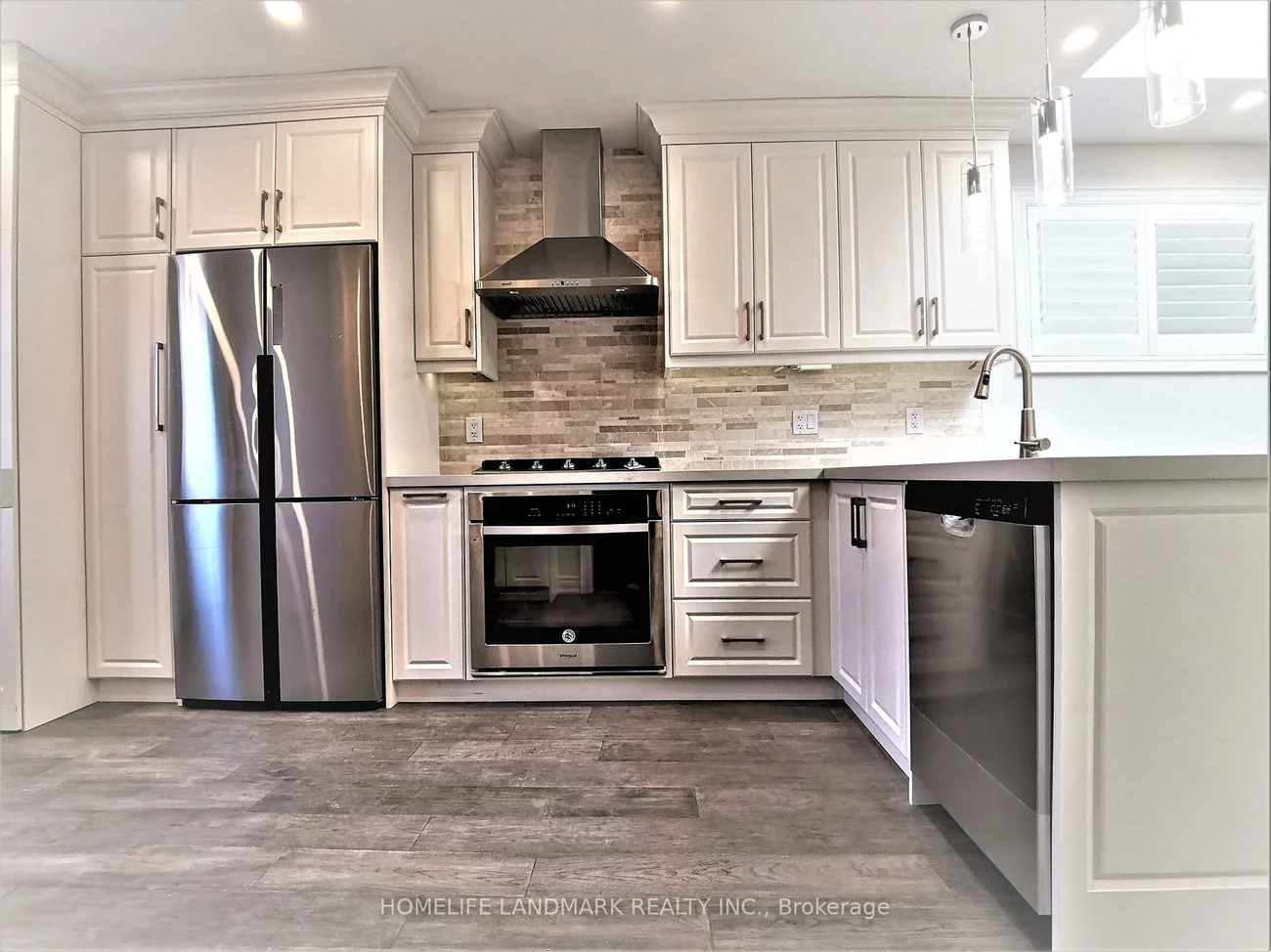 379, Whitmore, Briar Hill-Belgravia, Toronto