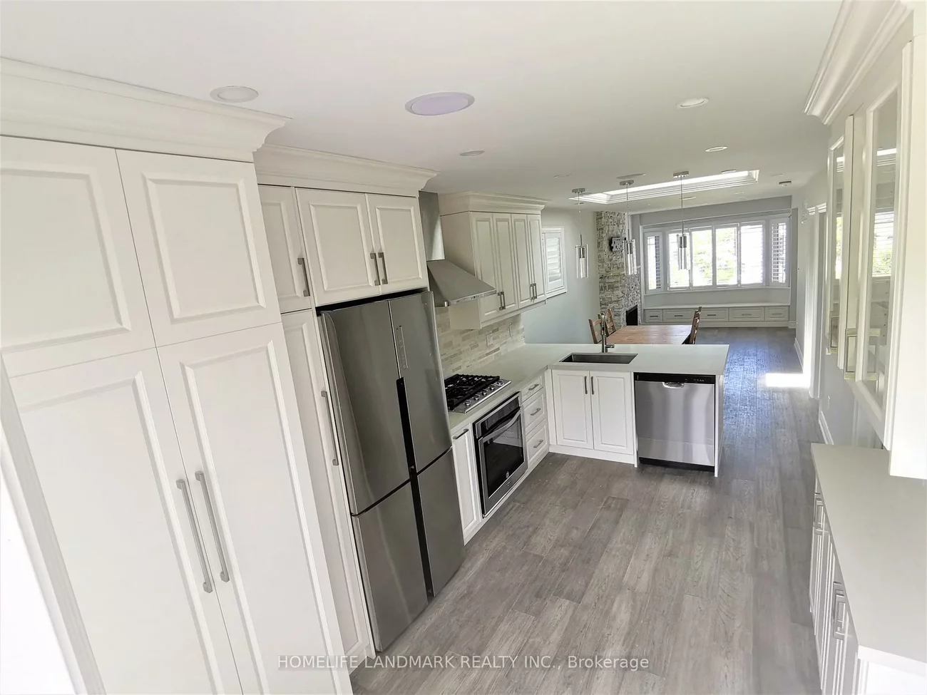 379, Whitmore, Briar Hill-Belgravia, Toronto