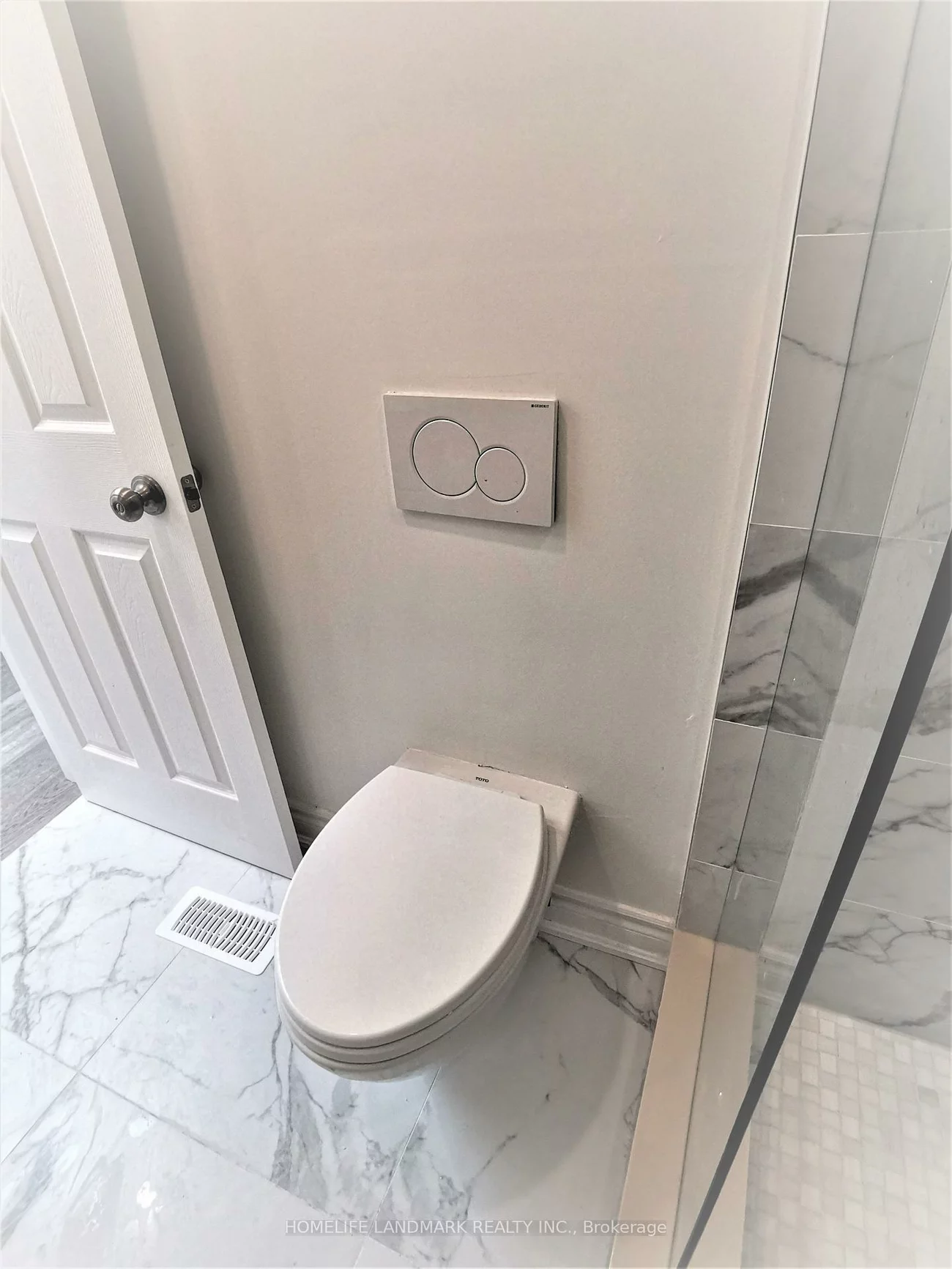 379, Whitmore, Briar Hill-Belgravia, Toronto