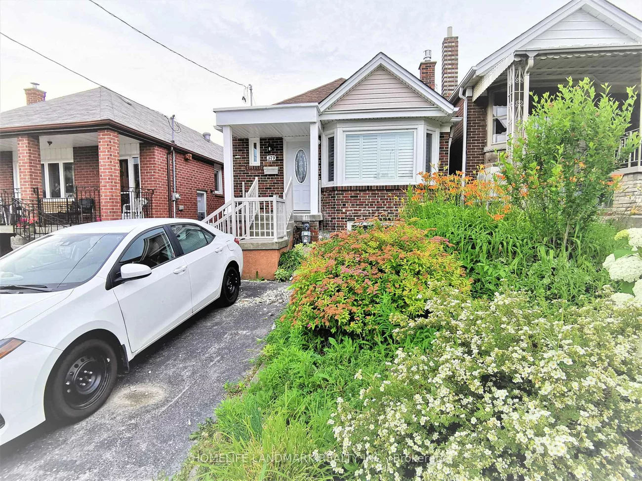 379, Whitmore, Briar Hill-Belgravia, Toronto