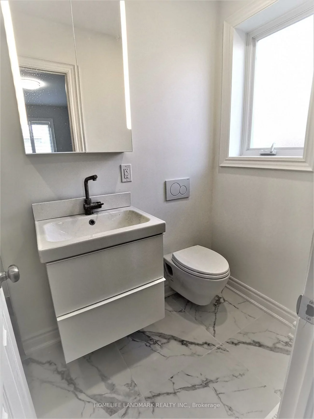 379, Whitmore, Briar Hill-Belgravia, Toronto