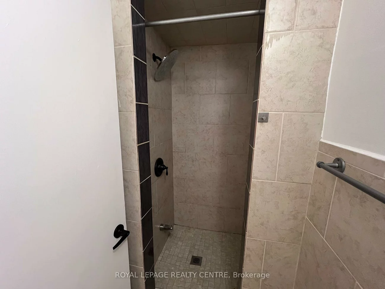 3351, Lakeshore, Long Branch, Toronto