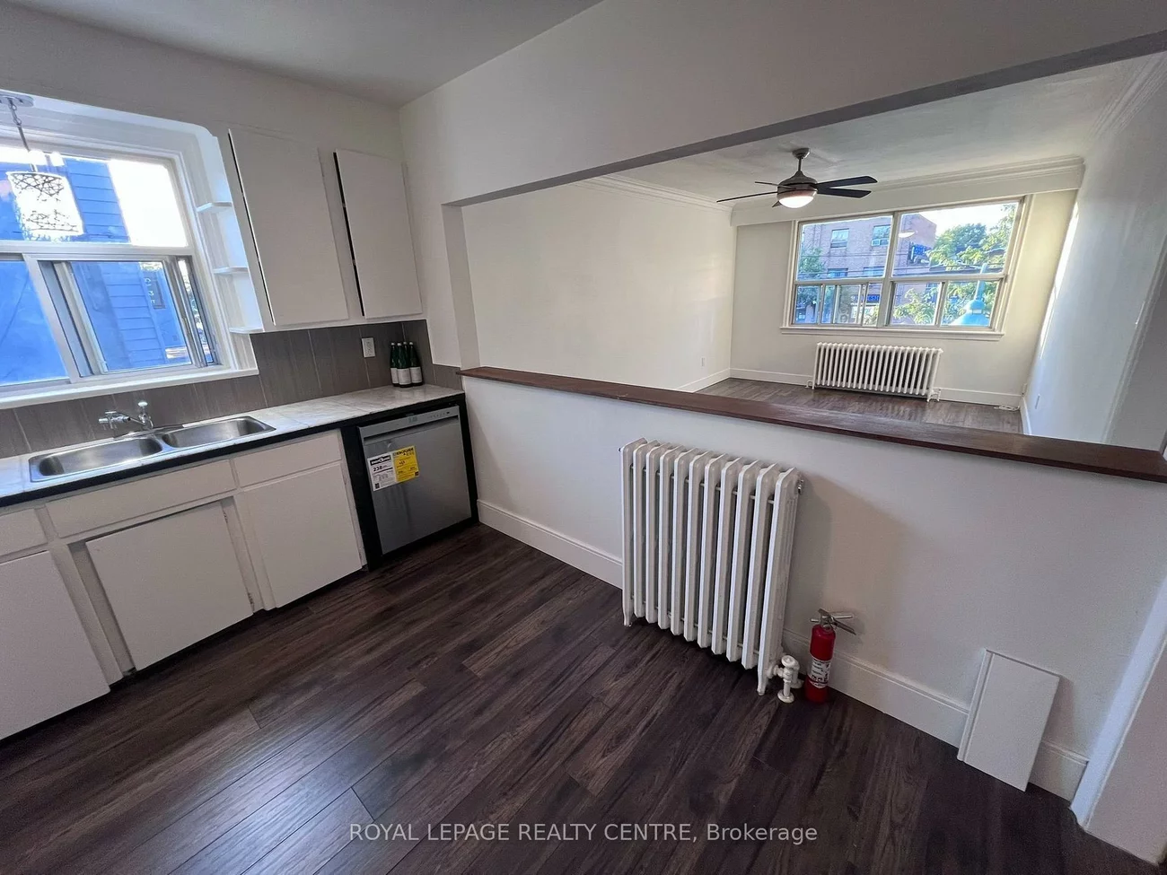 3351, Lakeshore, Long Branch, Toronto