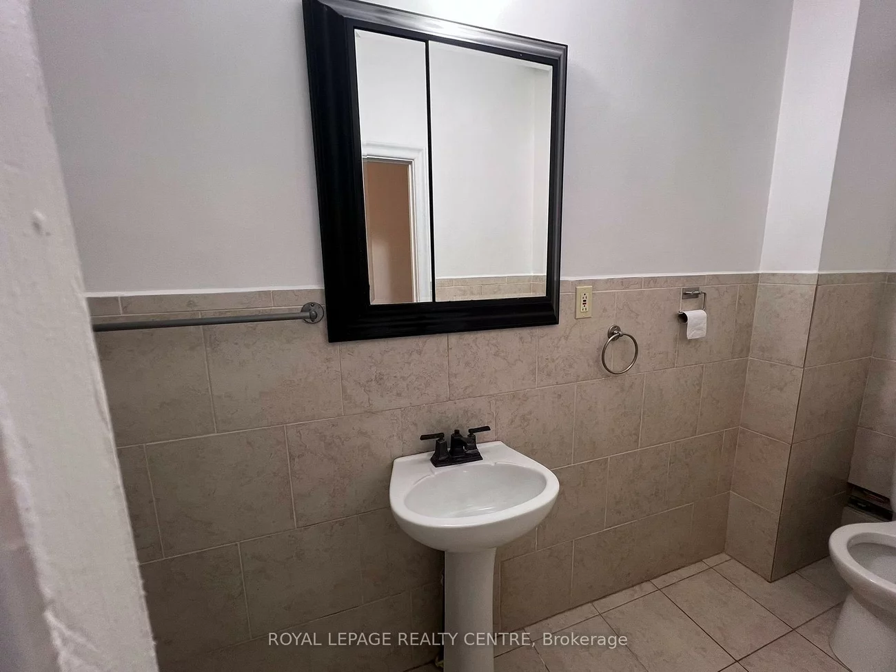 3351, Lakeshore, Long Branch, Toronto