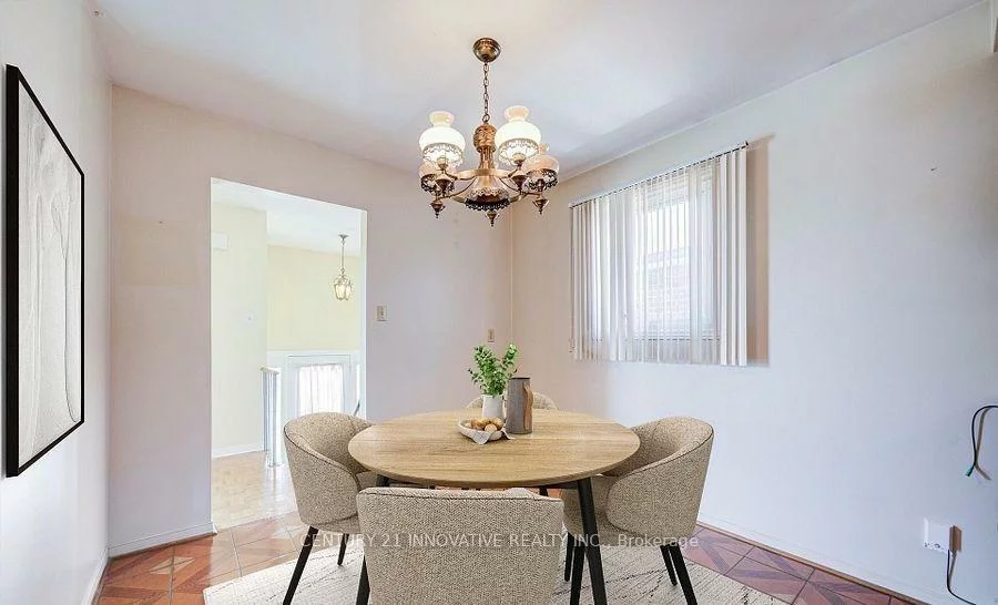 9, Capstan, Glenfield-Jane Heights, Toronto