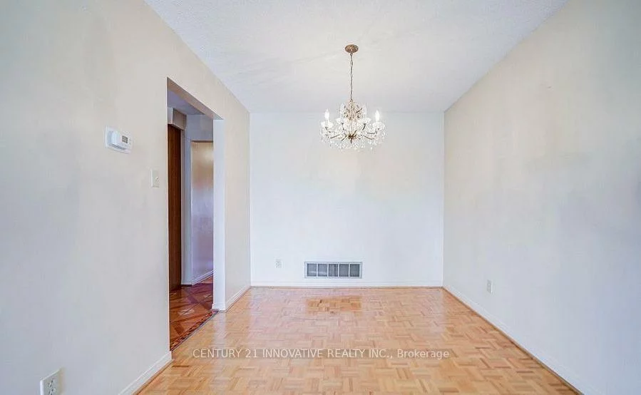 9, Capstan, Glenfield-Jane Heights, Toronto