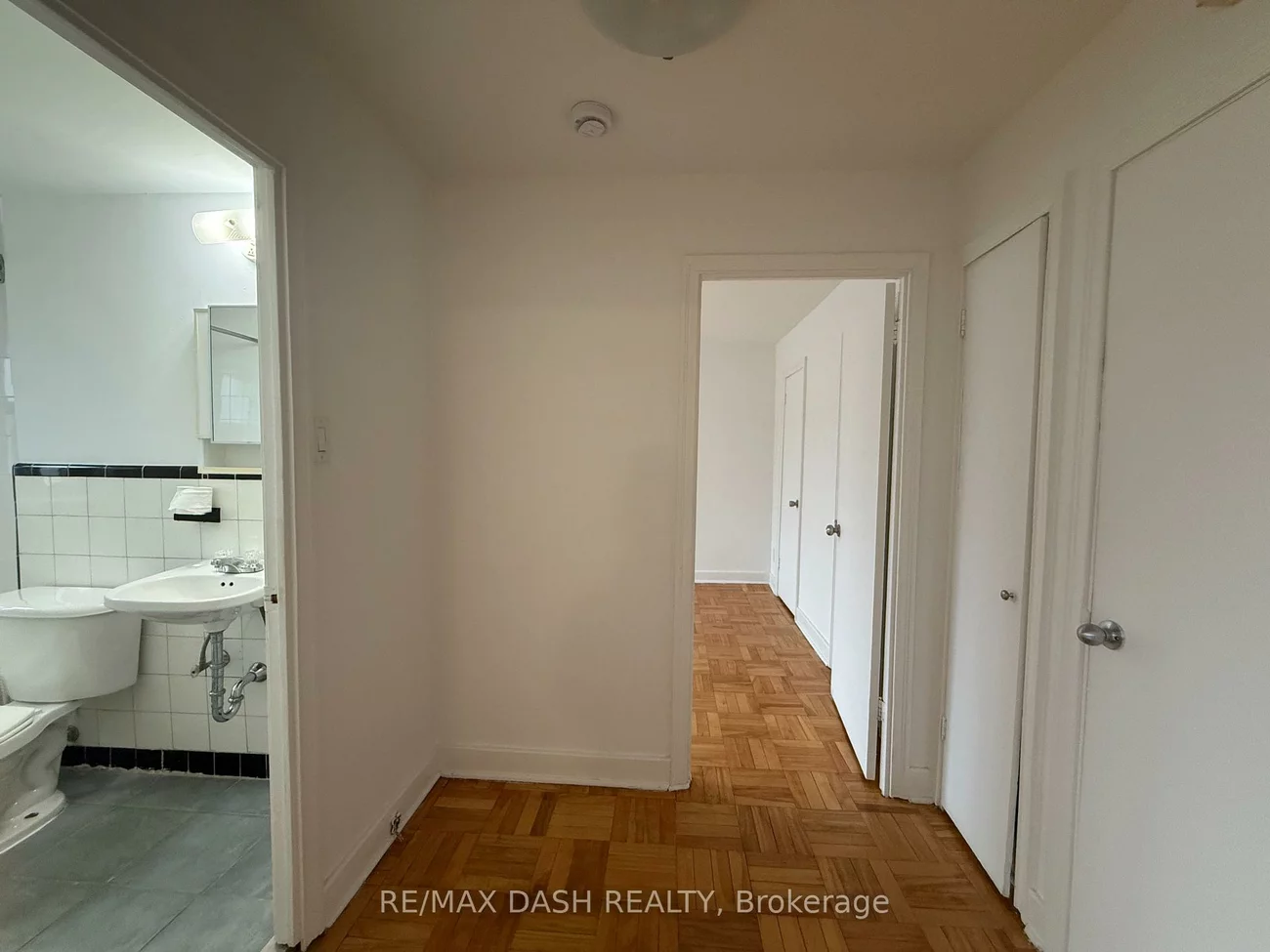 69, Old Mill, Stonegate-Queensway, Toronto