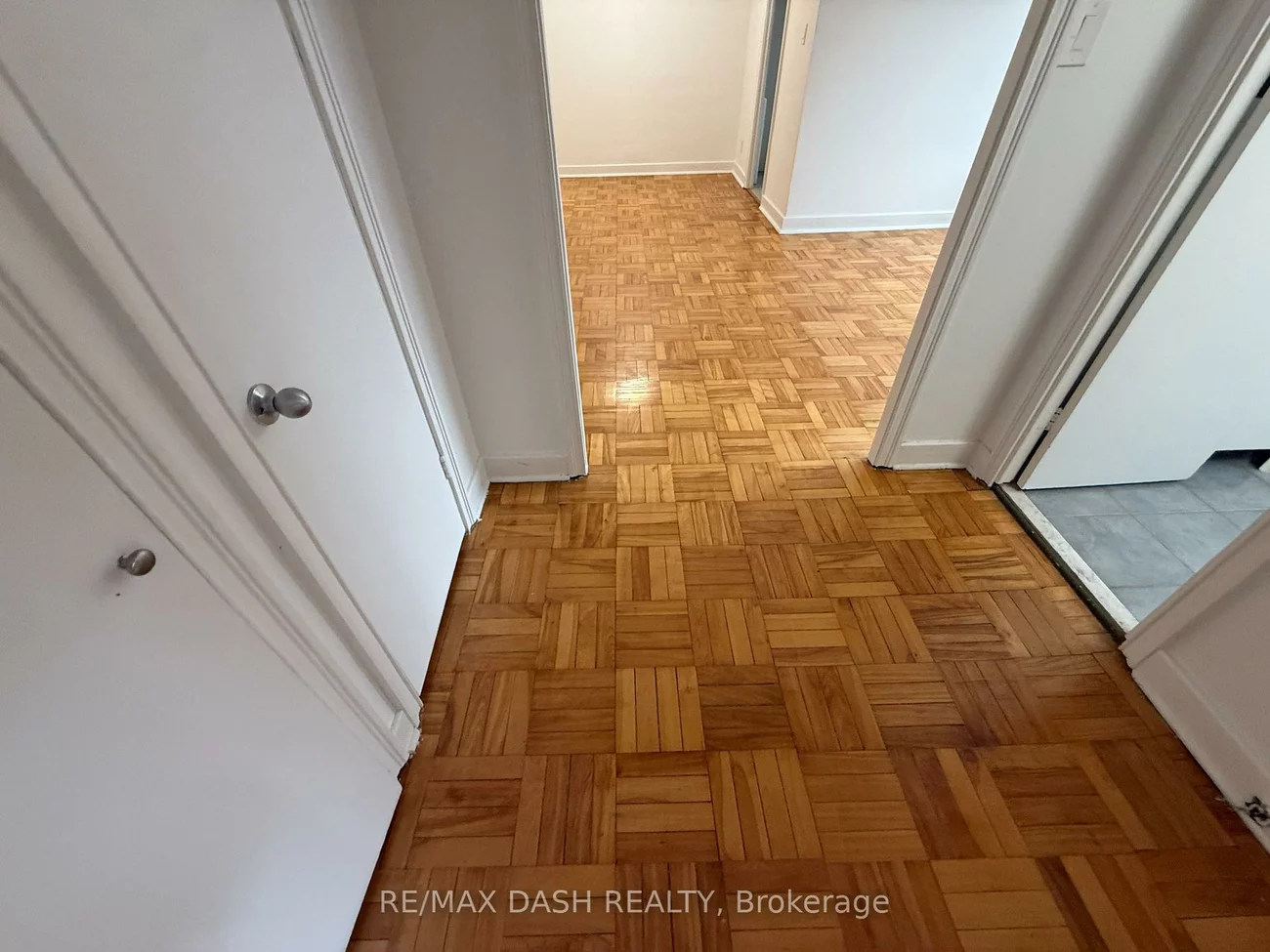 69, Old Mill, Stonegate-Queensway, Toronto