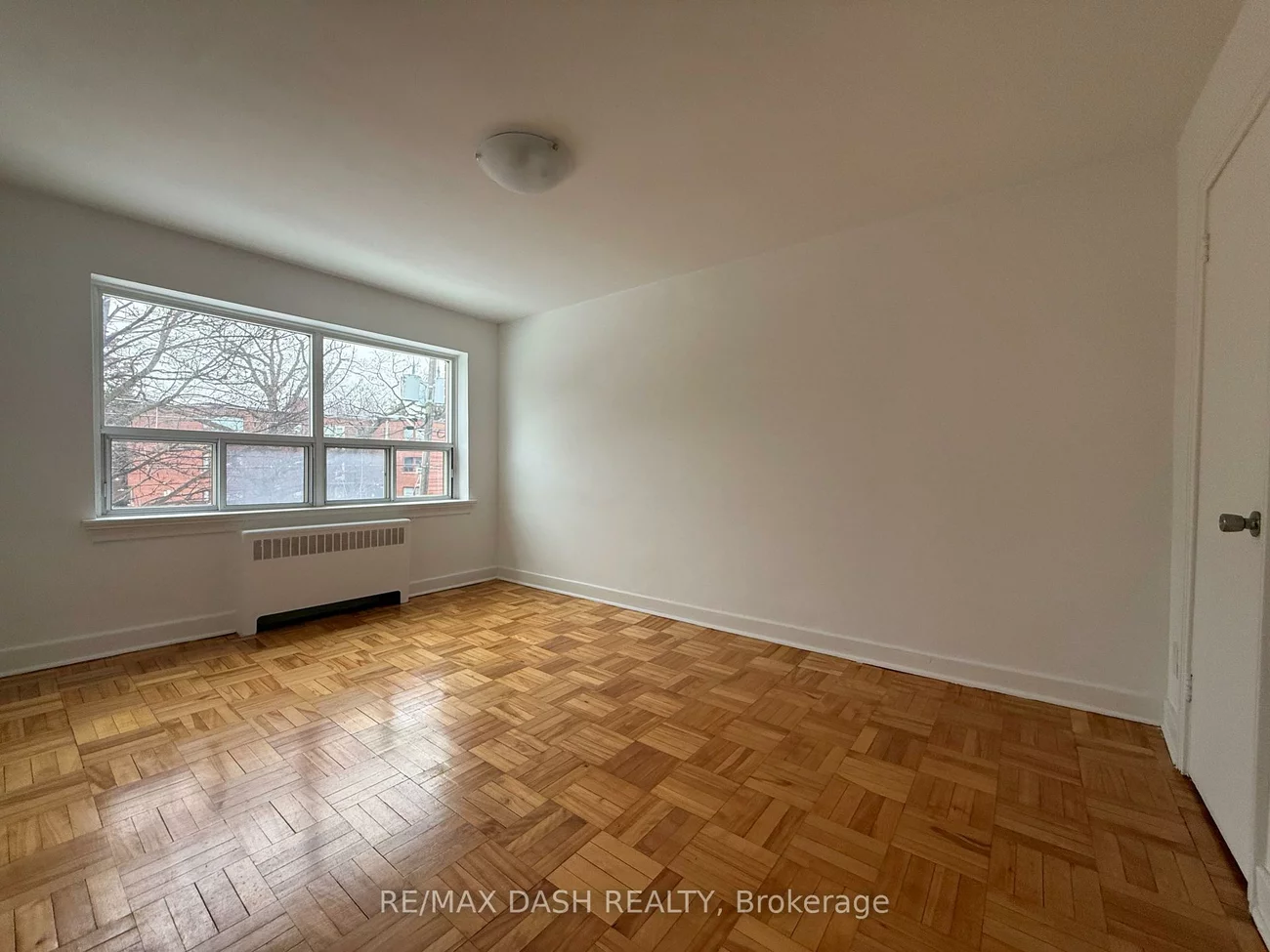 69, Old Mill, Stonegate-Queensway, Toronto