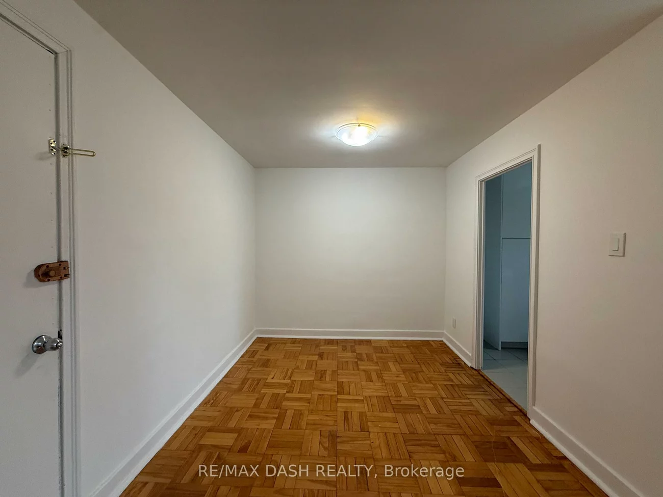 69, Old Mill, Stonegate-Queensway, Toronto