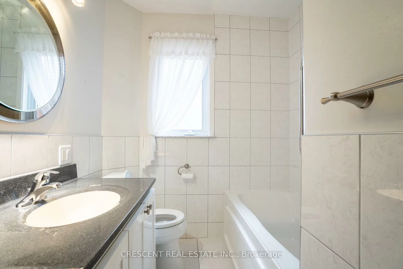 14, Claymore, Stonegate-Queensway, Toronto
