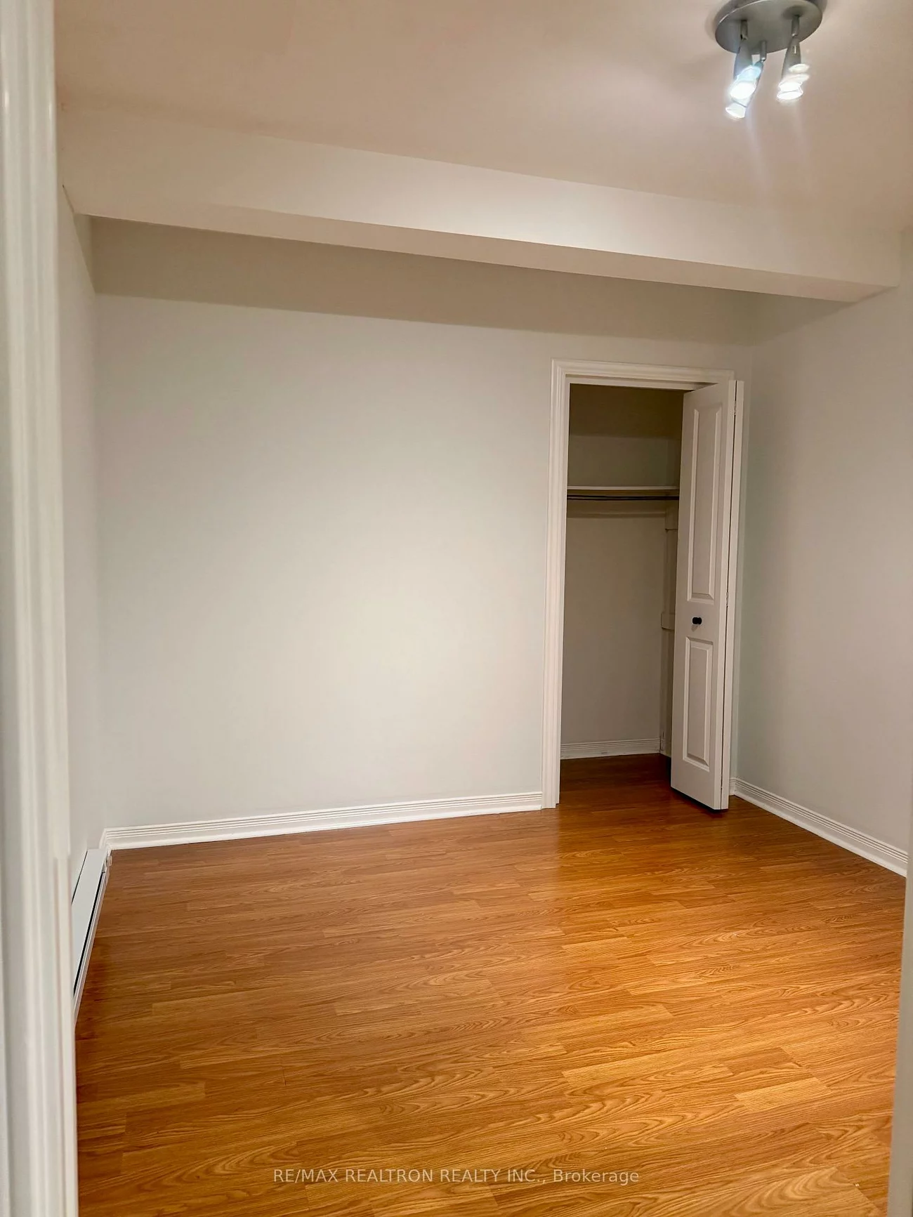 6, Greenlaw, Corso Italia-Davenport, Toronto