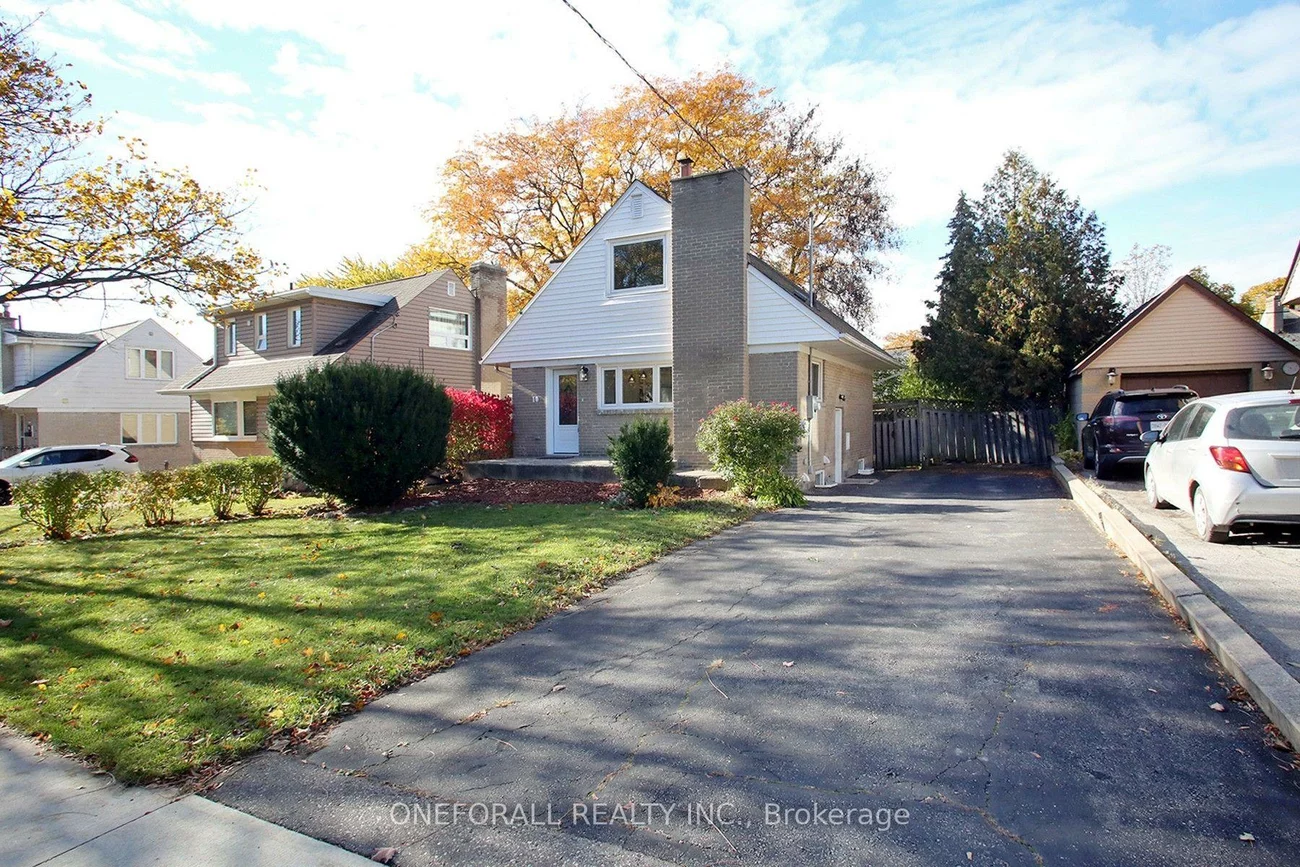 10, Esmond, Elms-Old Rexdale, Toronto