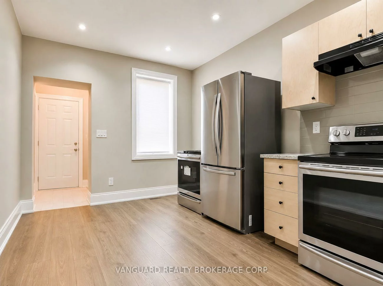 170, Yarmouth, Dovercourt-Wallace Emerson-Junction, Toronto