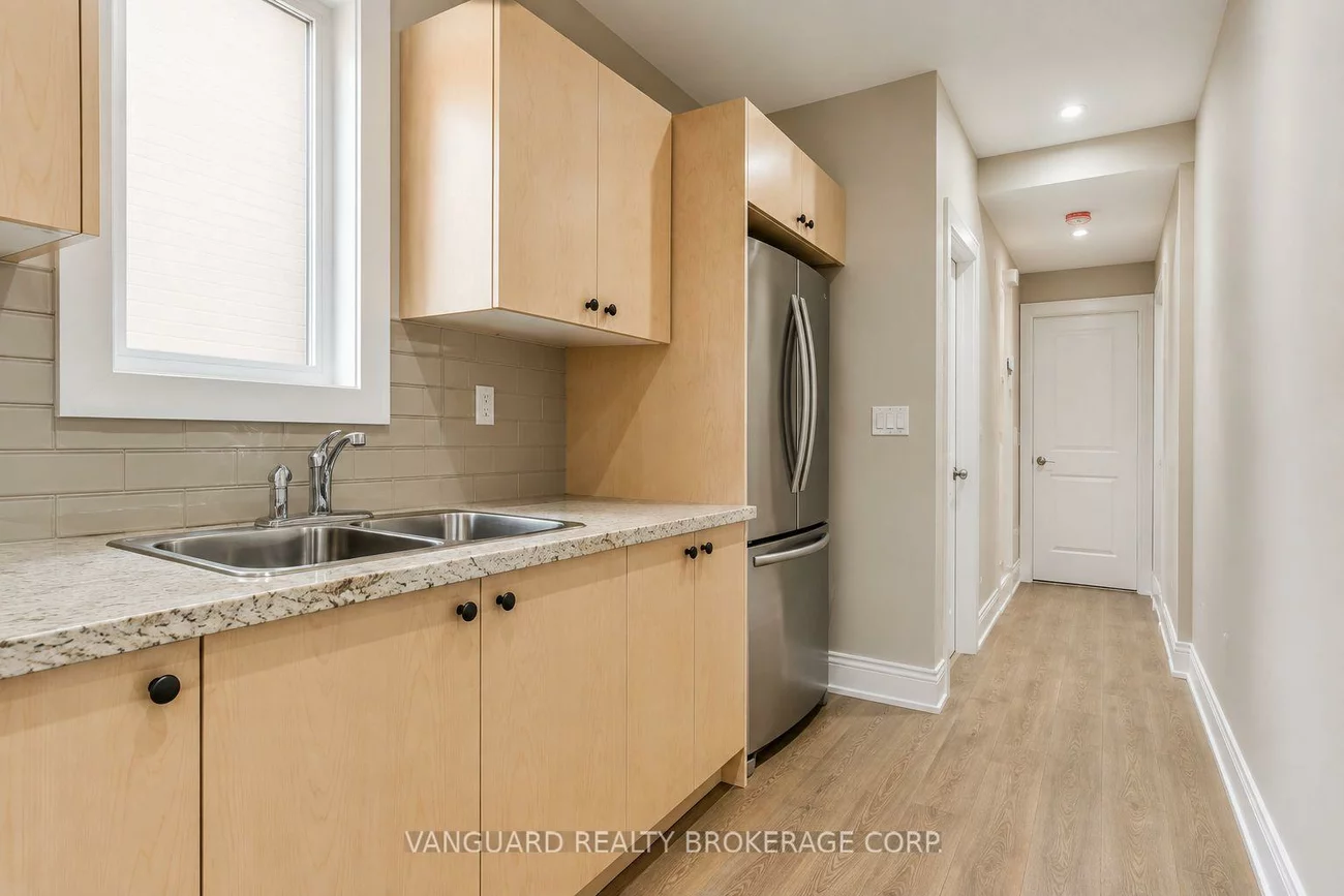 170, Yarmouth, Dovercourt-Wallace Emerson-Junction, Toronto