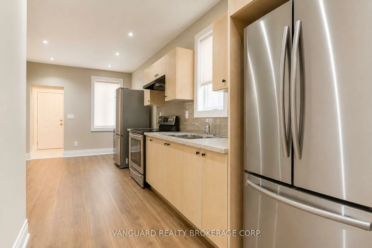 170, Yarmouth, Dovercourt-Wallace Emerson-Junction, Toronto