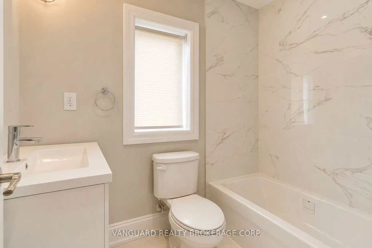 170, Yarmouth, Dovercourt-Wallace Emerson-Junction, Toronto