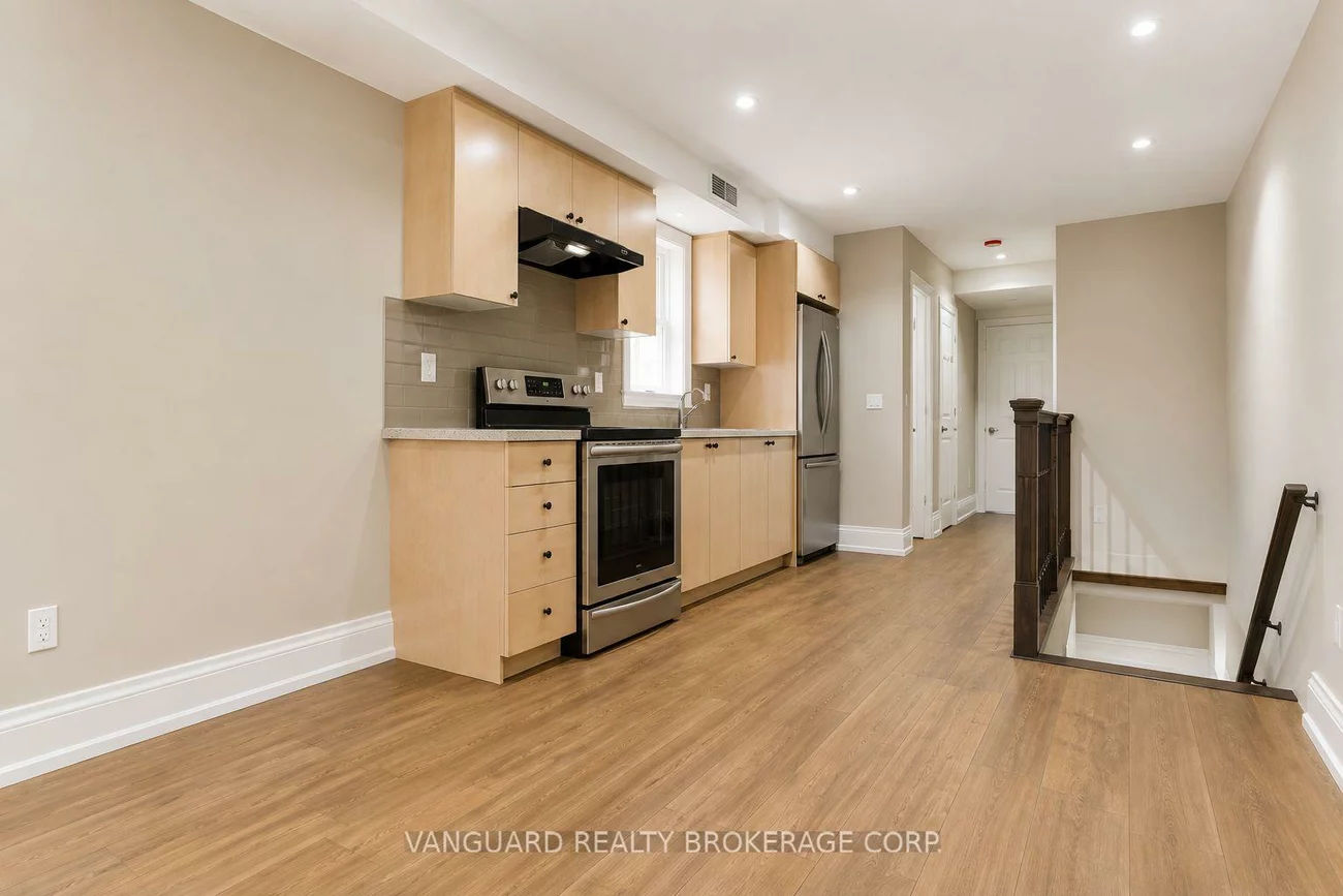 170, Yarmouth, Dovercourt-Wallace Emerson-Junction, Toronto