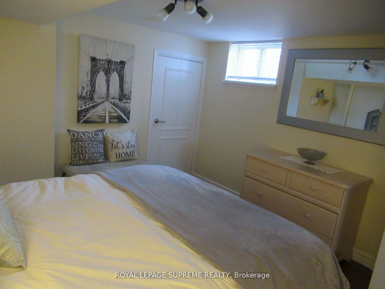 44, Winston Park, Downsview-Roding-CFB, Toronto
