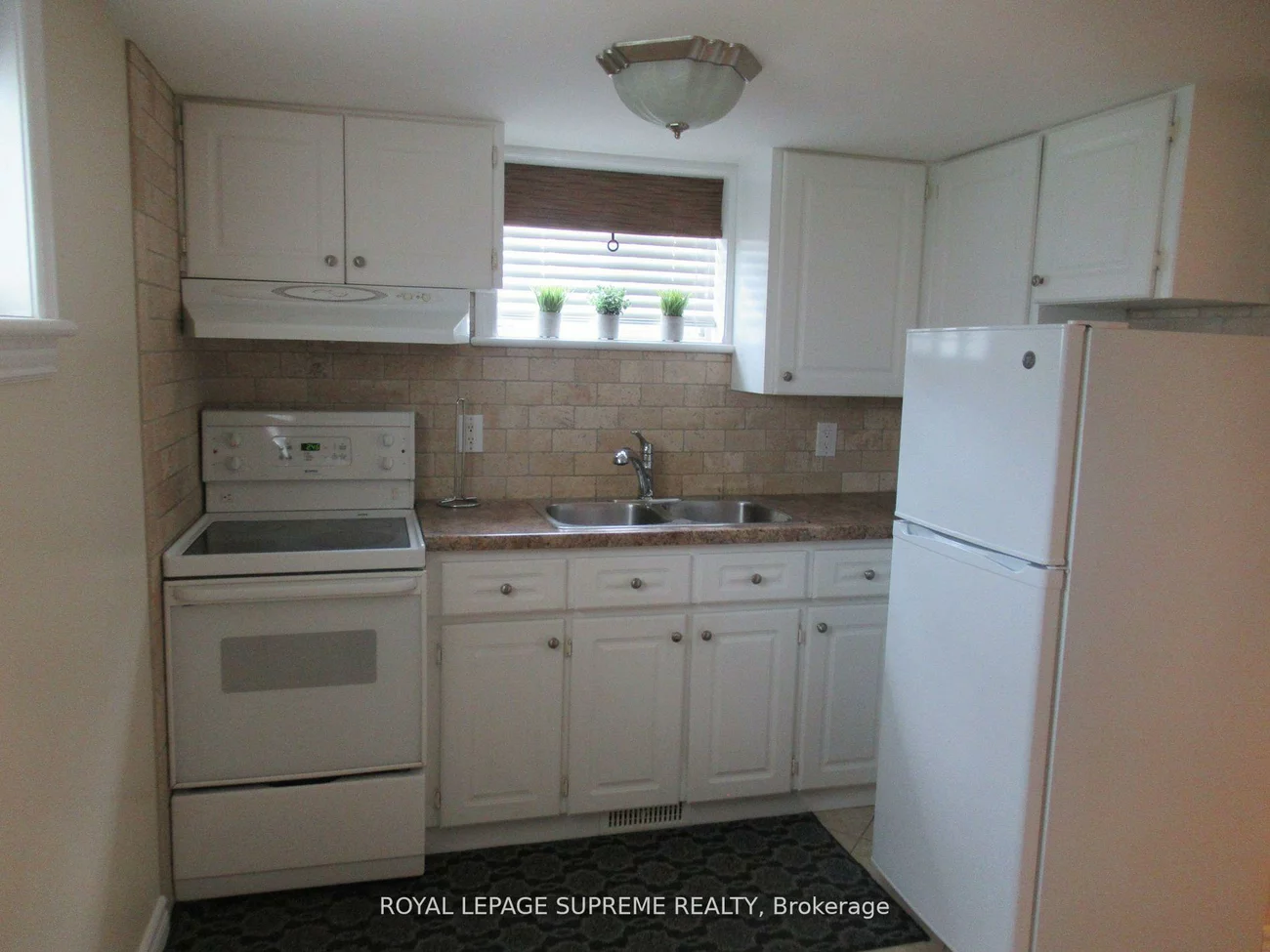 44, Winston Park, Downsview-Roding-CFB, Toronto