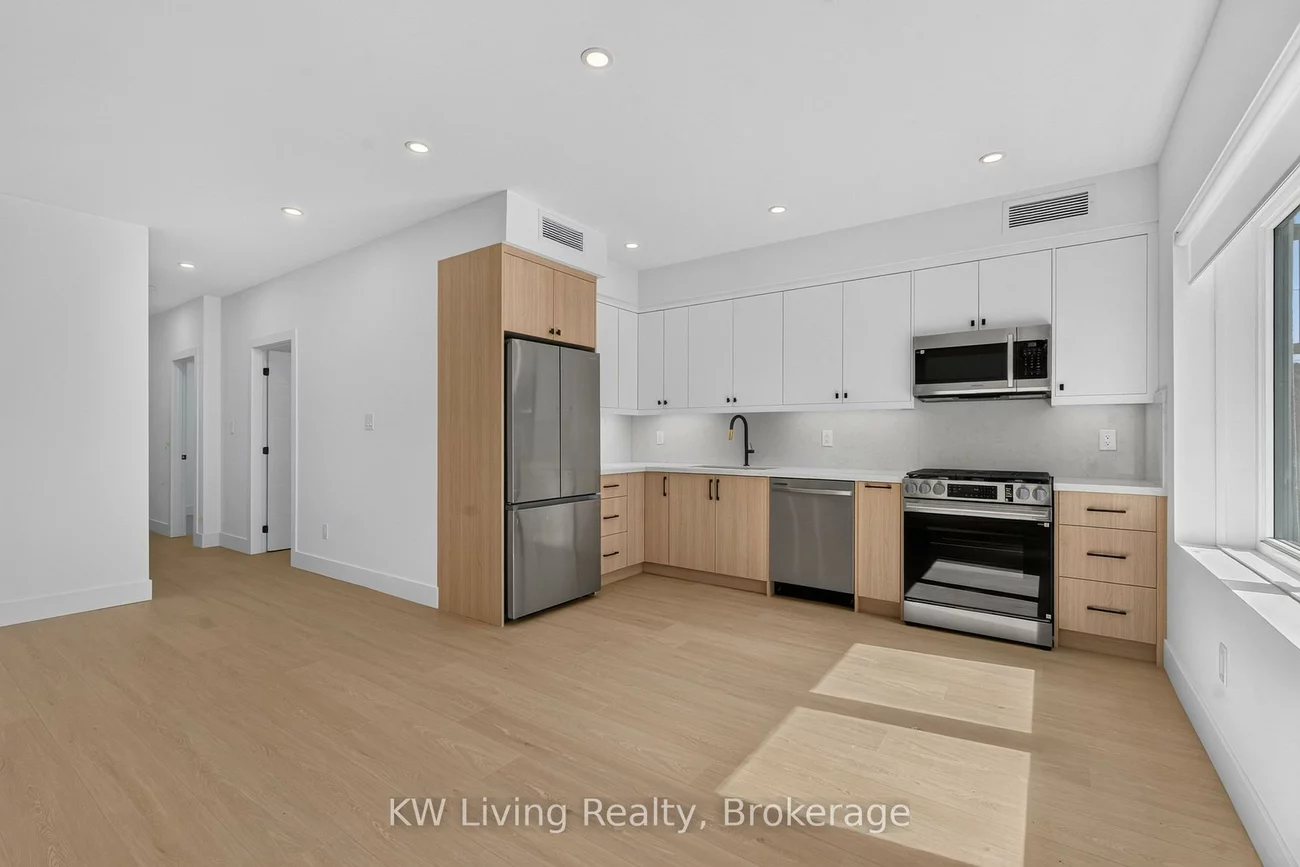6, Kirknewton, Caledonia-Fairbank, Toronto
