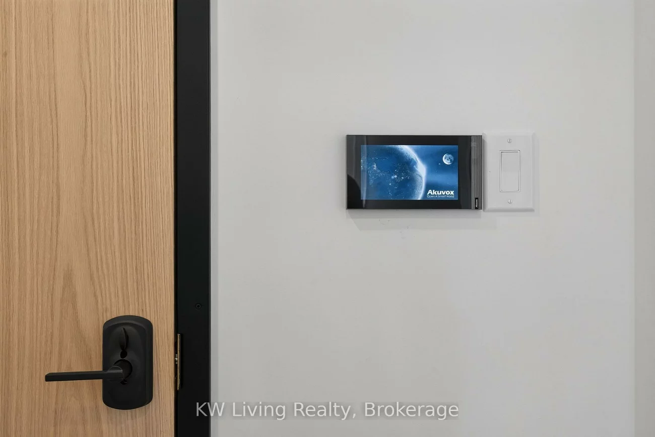 6, Kirknewton, Caledonia-Fairbank, Toronto