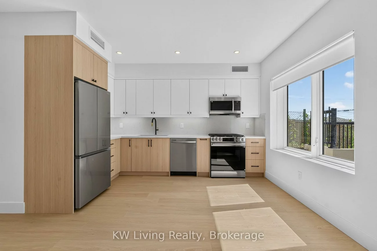 6, Kirknewton, Caledonia-Fairbank, Toronto
