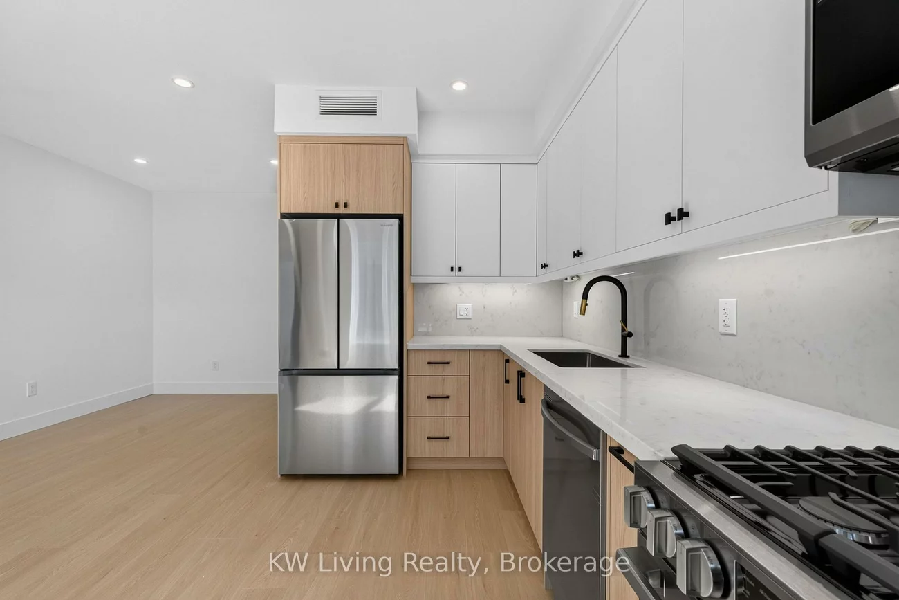 6, Kirknewton, Caledonia-Fairbank, Toronto