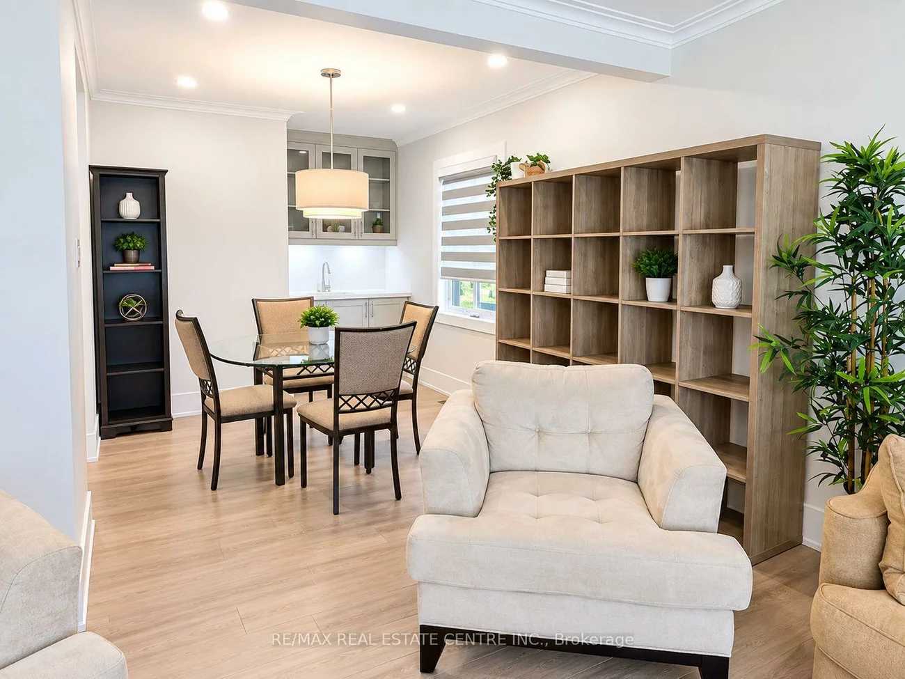 4, Rockfield, Islington-City Centre West, Toronto