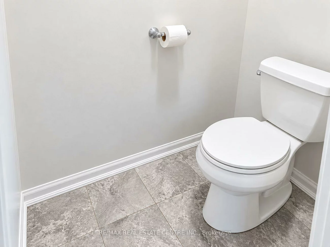 4, Rockfield, Islington-City Centre West, Toronto