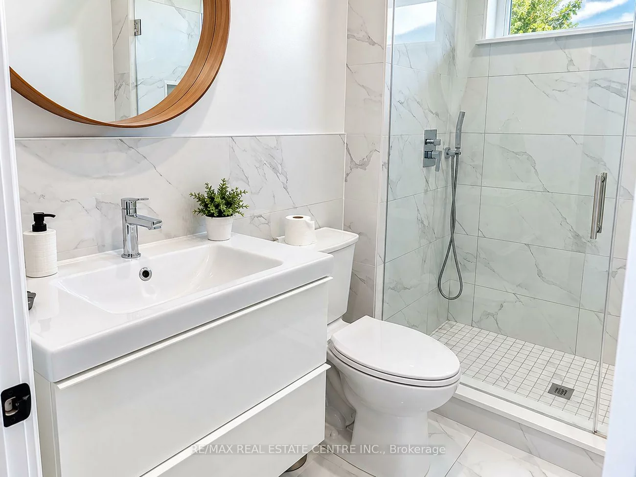 4, Rockfield, Islington-City Centre West, Toronto