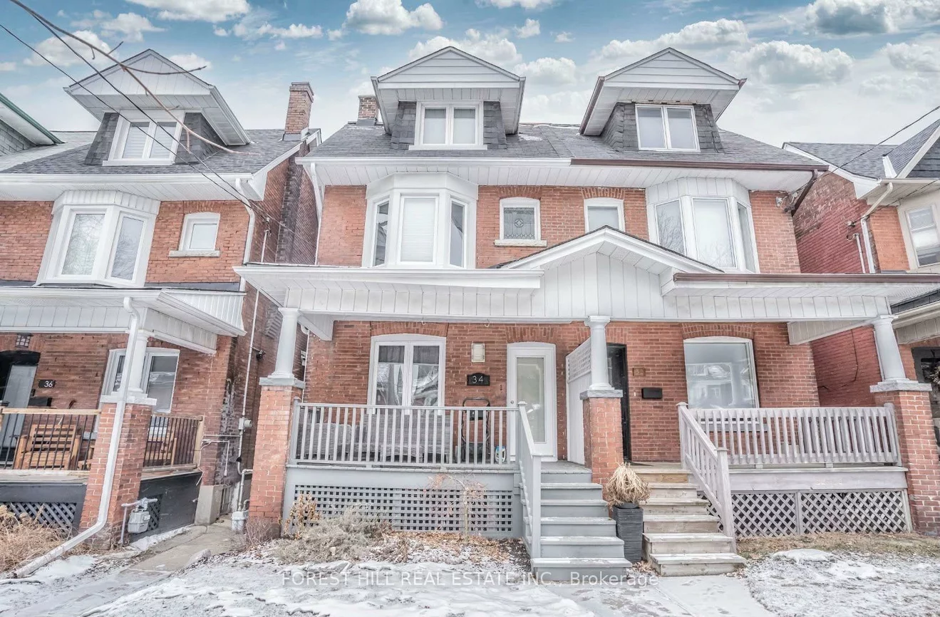 34, Kenneth, High Park North, Toronto