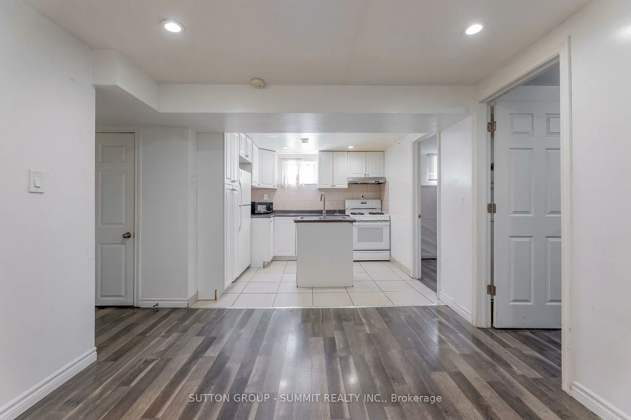 29, Yatescastle, Glenfield-Jane Heights, Toronto