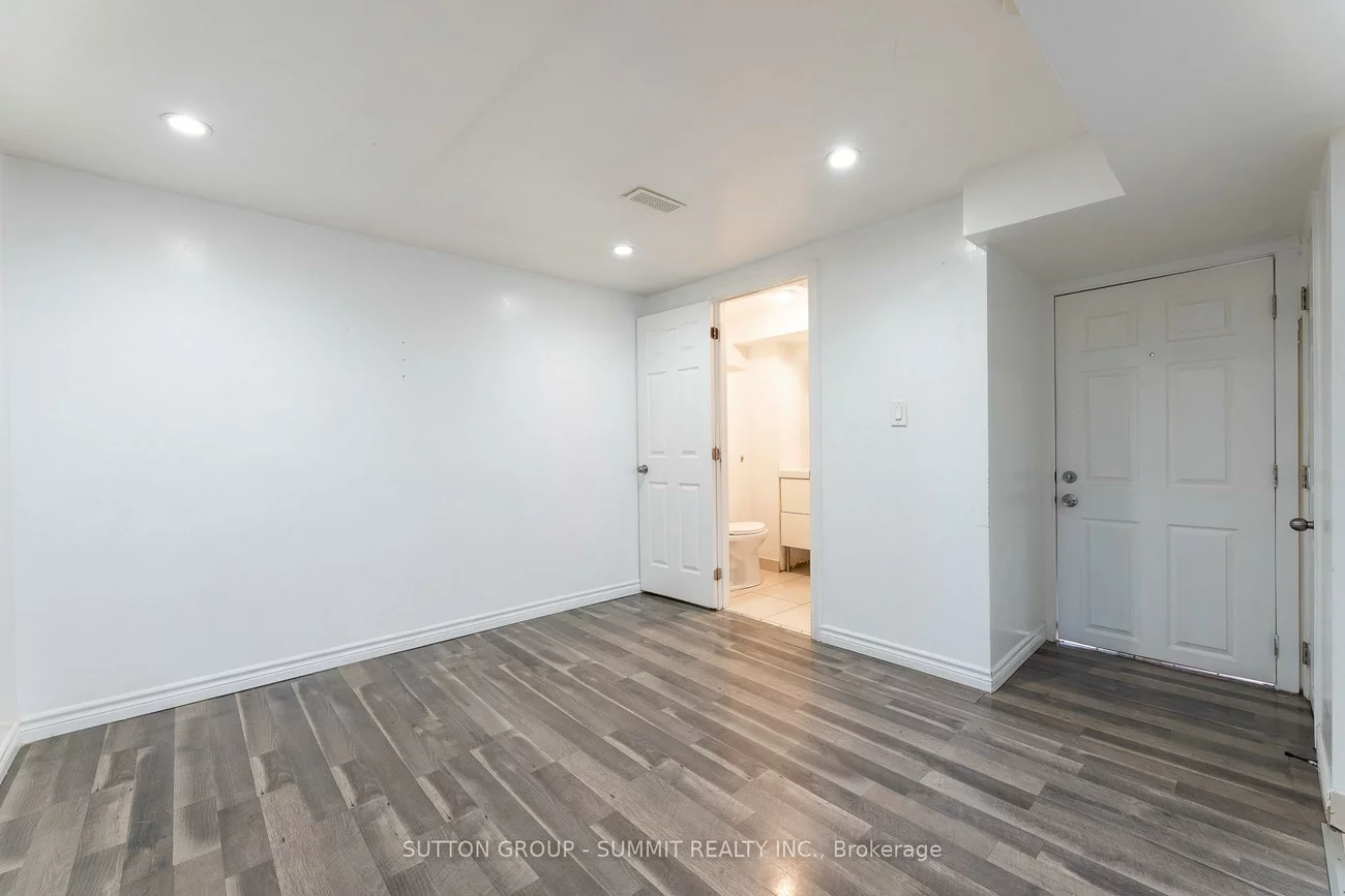 29, Yatescastle, Glenfield-Jane Heights, Toronto