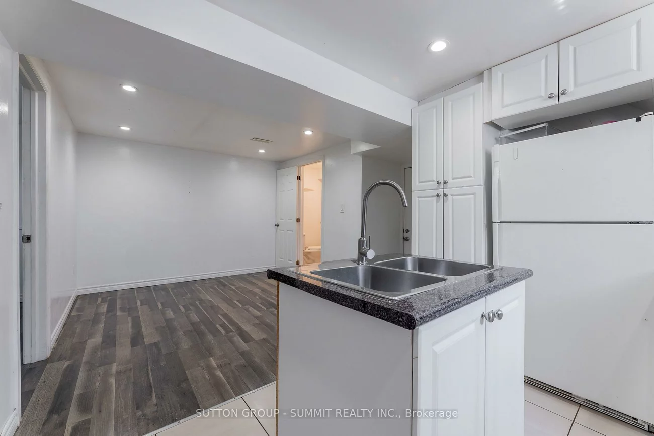 29, Yatescastle, Glenfield-Jane Heights, Toronto