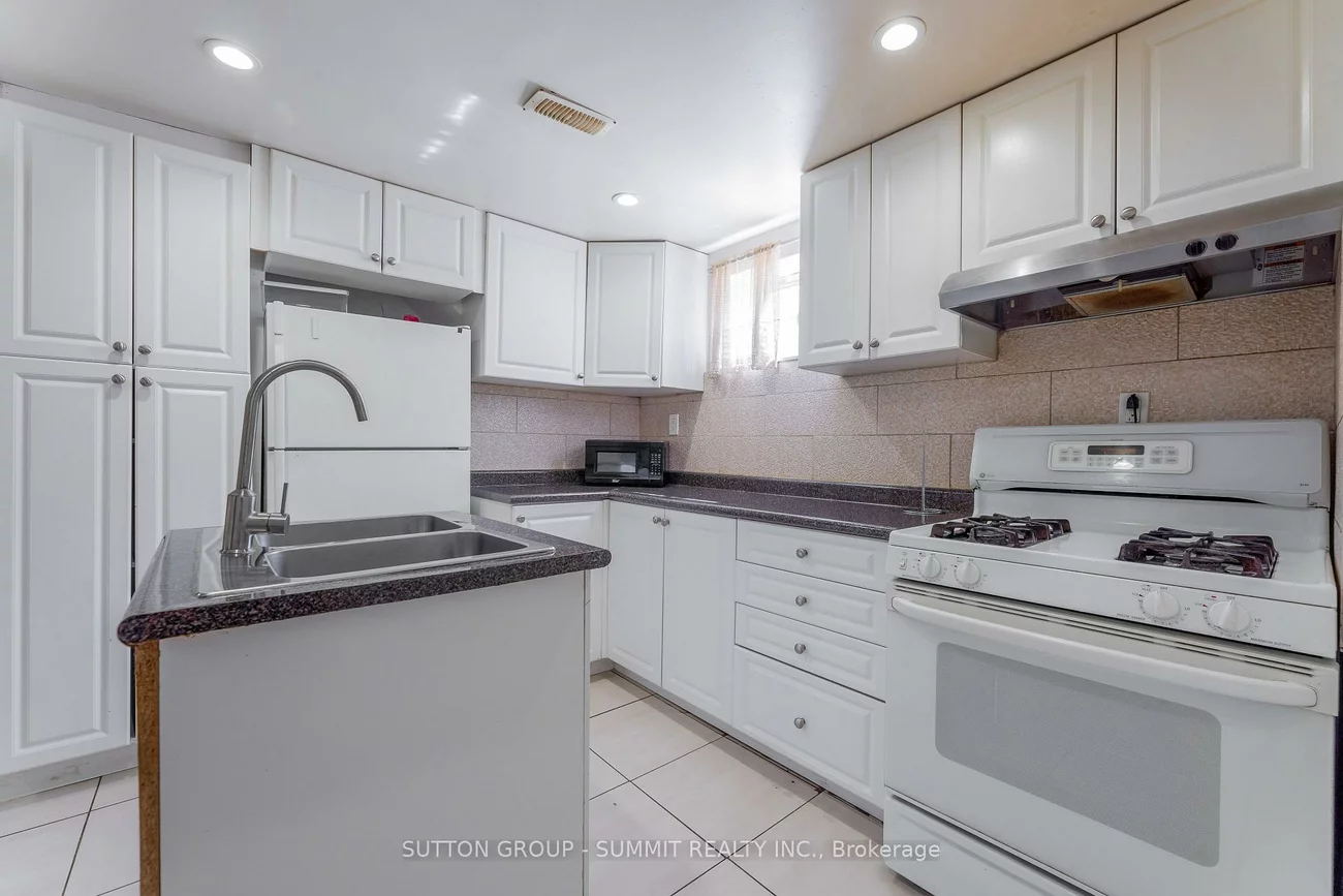 29, Yatescastle, Glenfield-Jane Heights, Toronto
