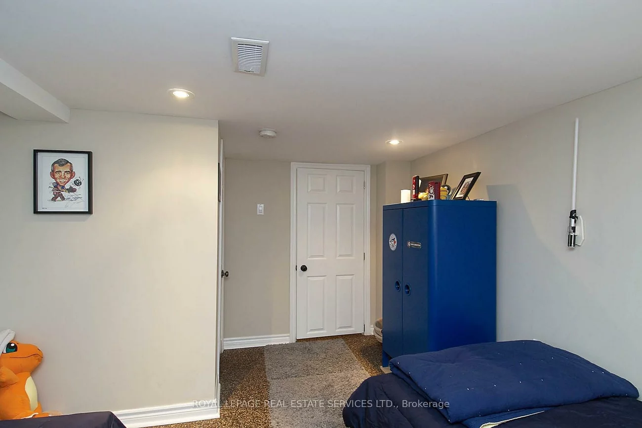 37, Seventeenth, New Toronto, Toronto