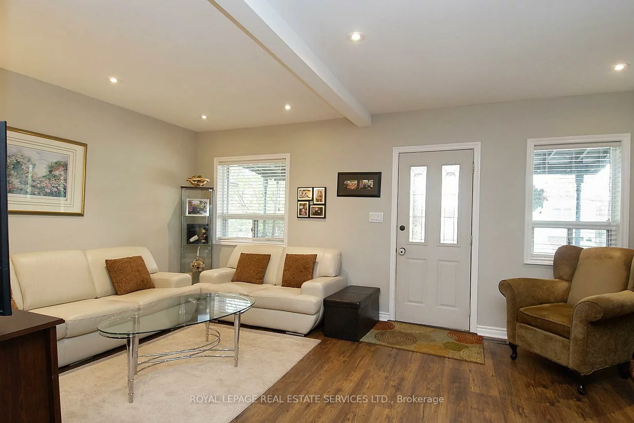 37, Seventeenth, New Toronto, Toronto