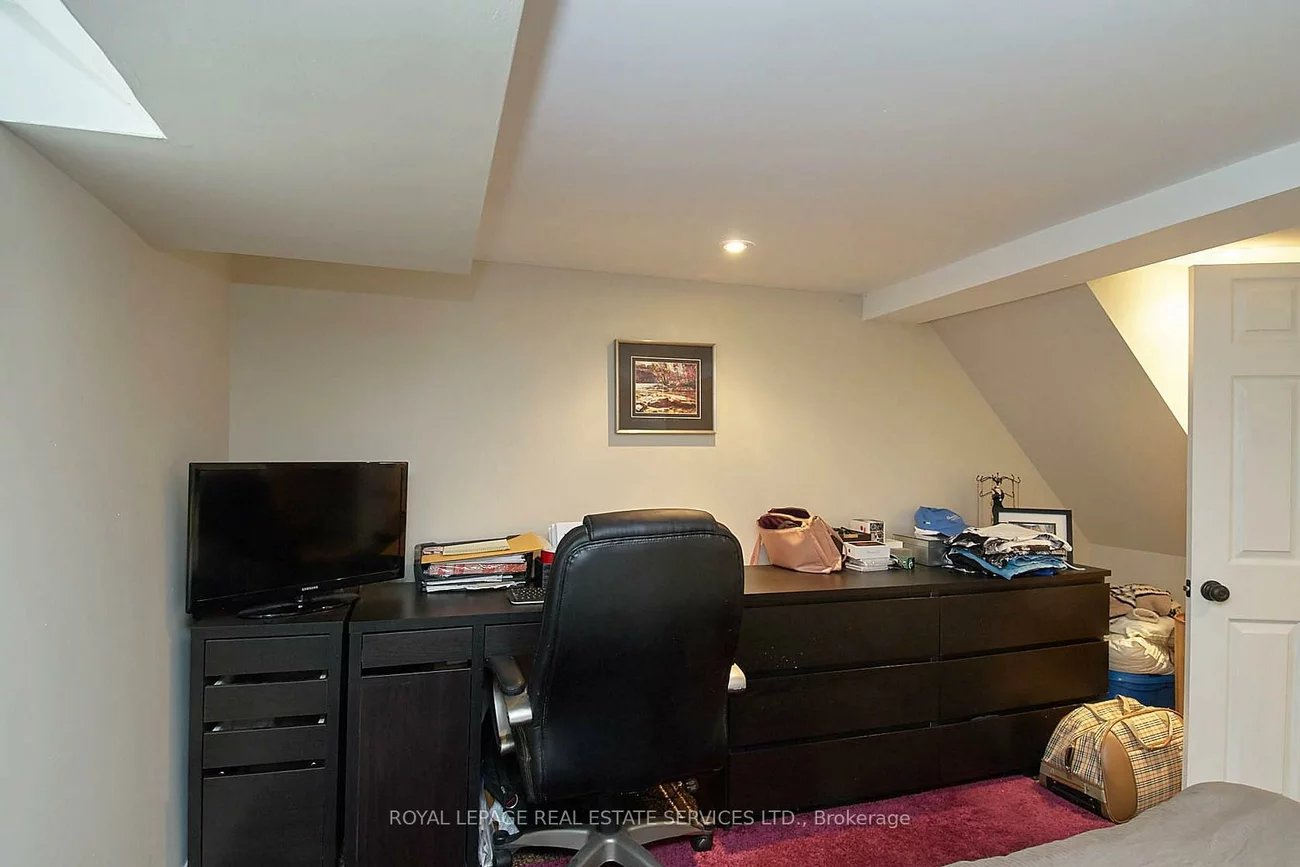 37, Seventeenth, New Toronto, Toronto
