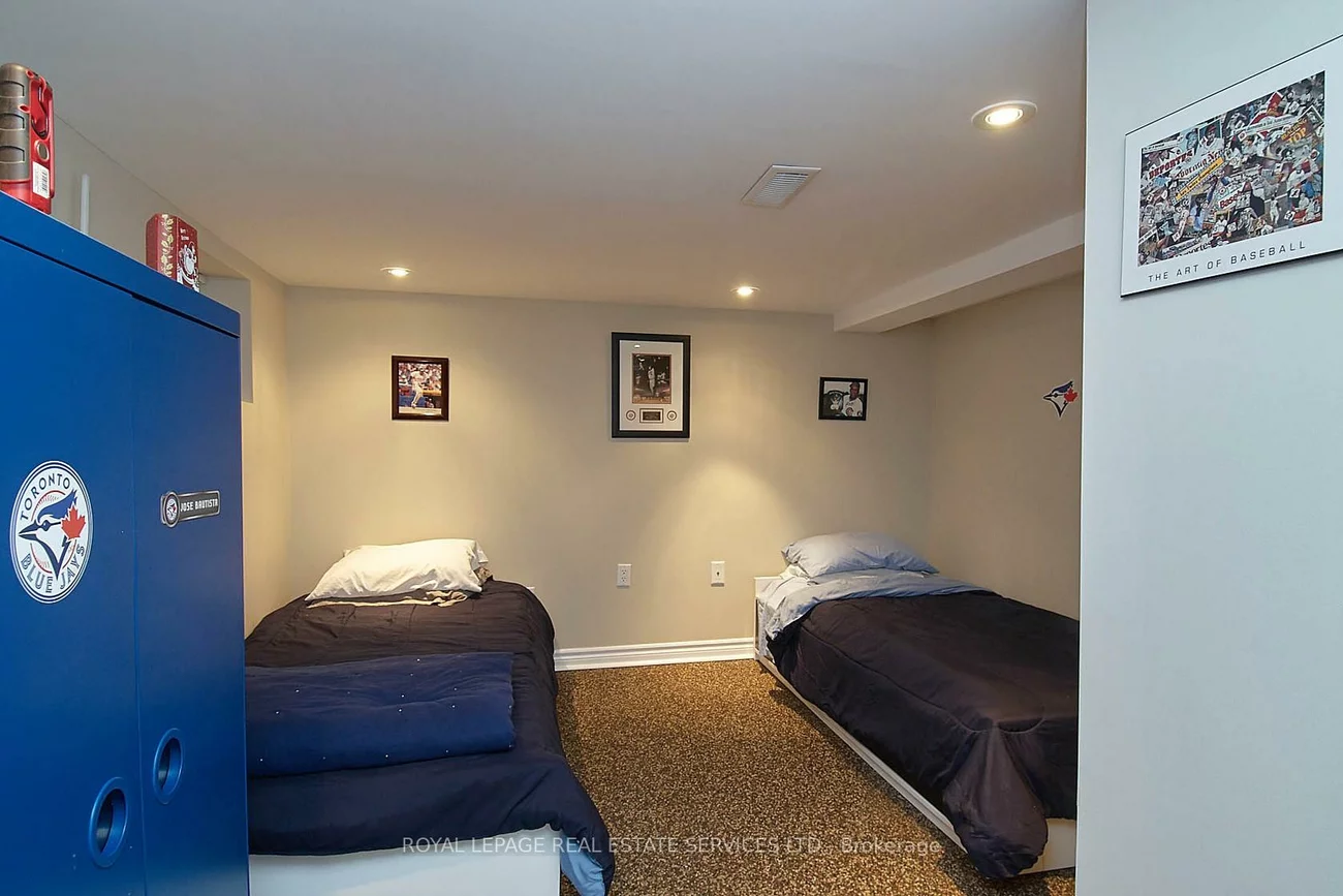 37, Seventeenth, New Toronto, Toronto