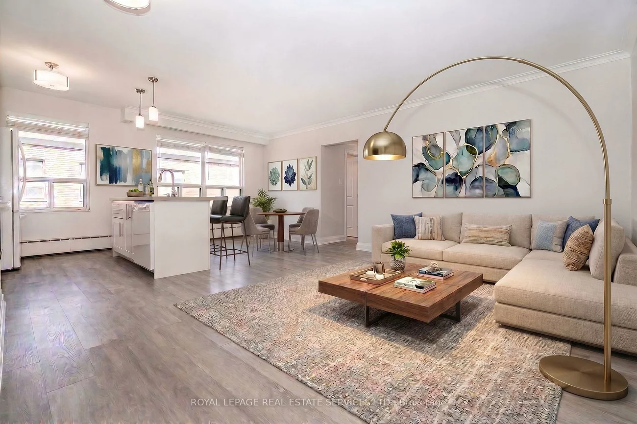 2637, Keele, Maple Leaf, Toronto