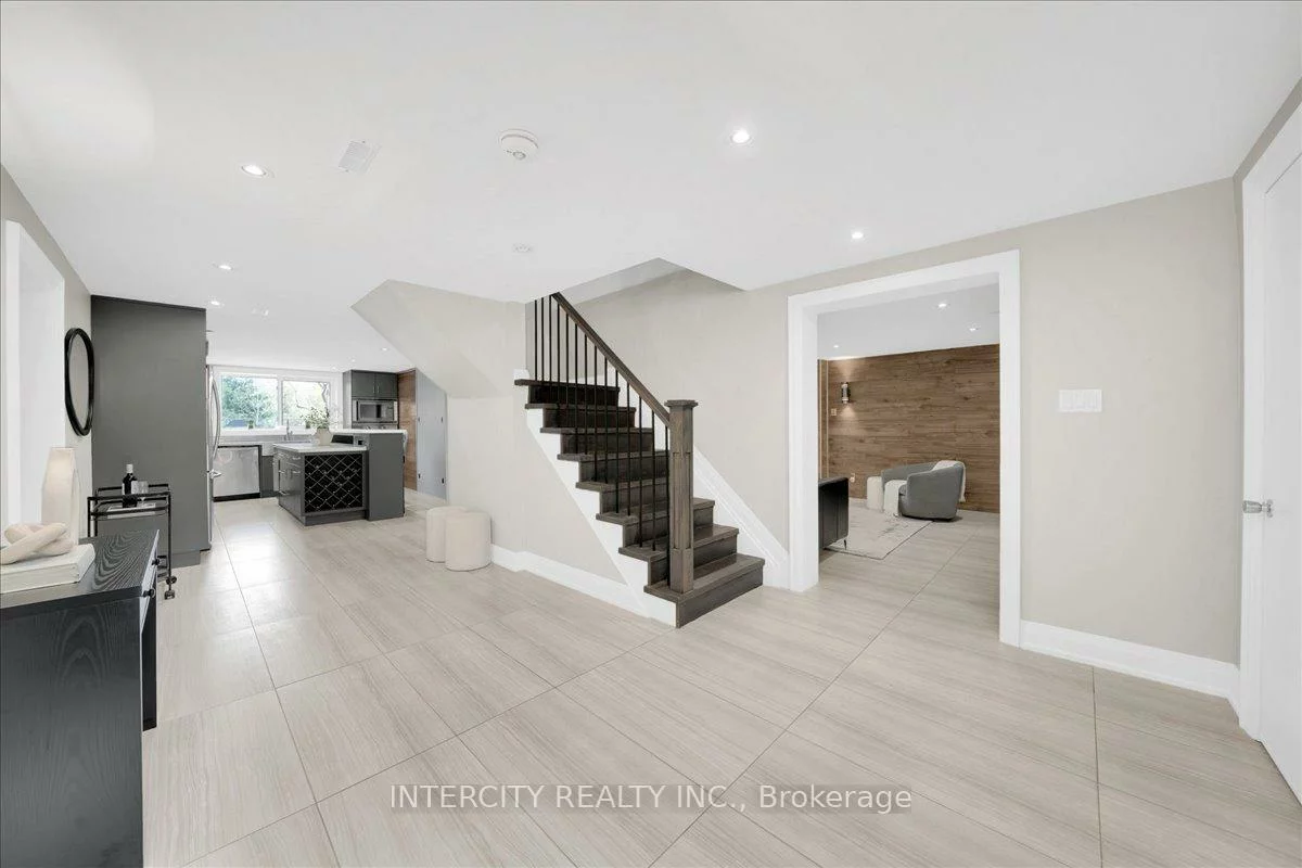 61, Golfwood, Kingsview Village-The Westway, Toronto