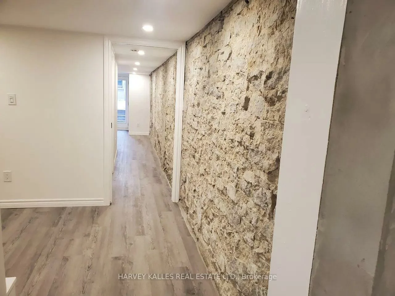 1300, Lansdowne, Corso Italia-Davenport, Toronto