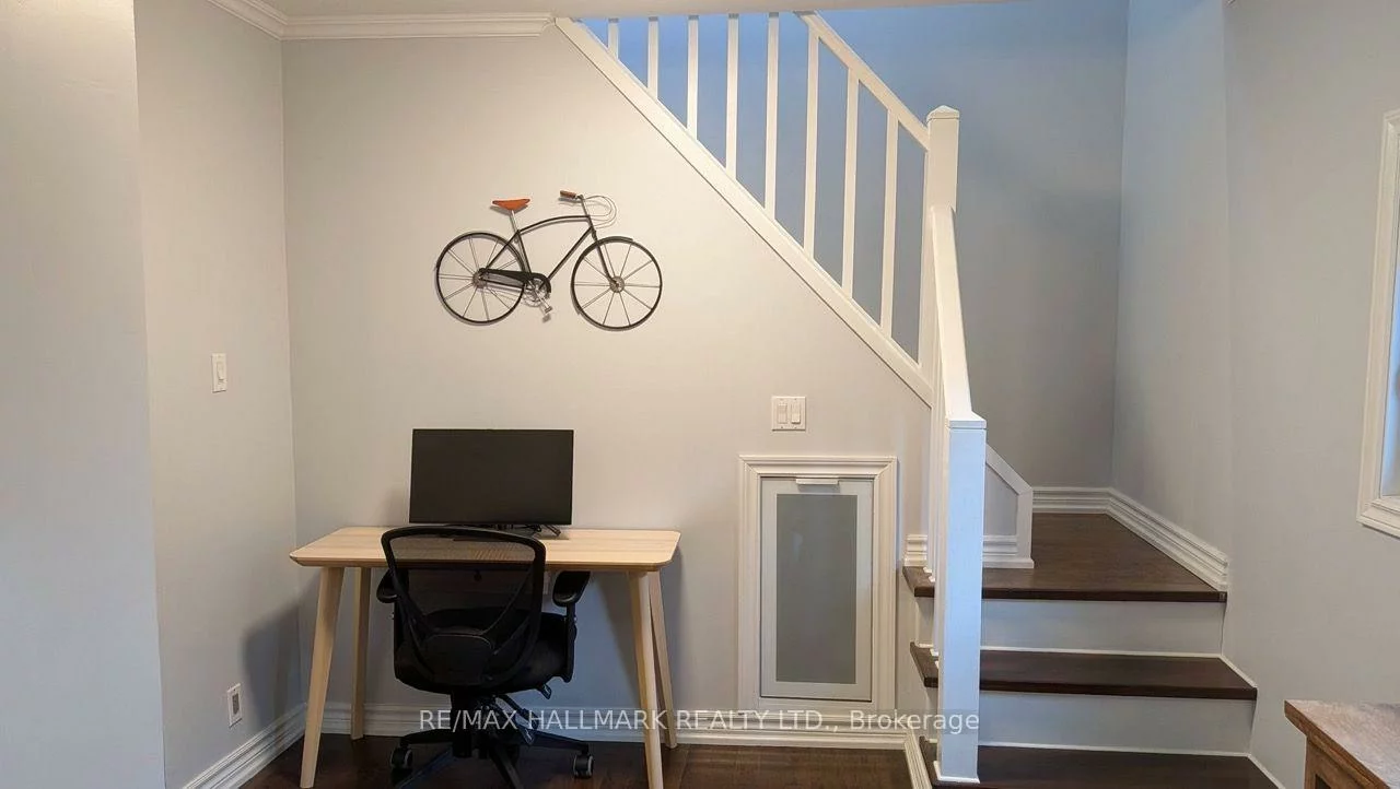 15, Daniels, Stonegate-Queensway, Toronto