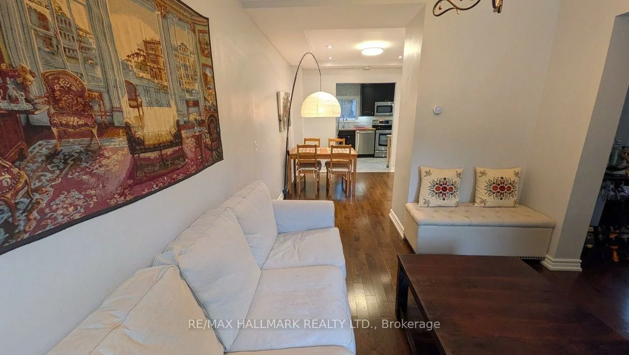 15, Daniels, Stonegate-Queensway, Toronto