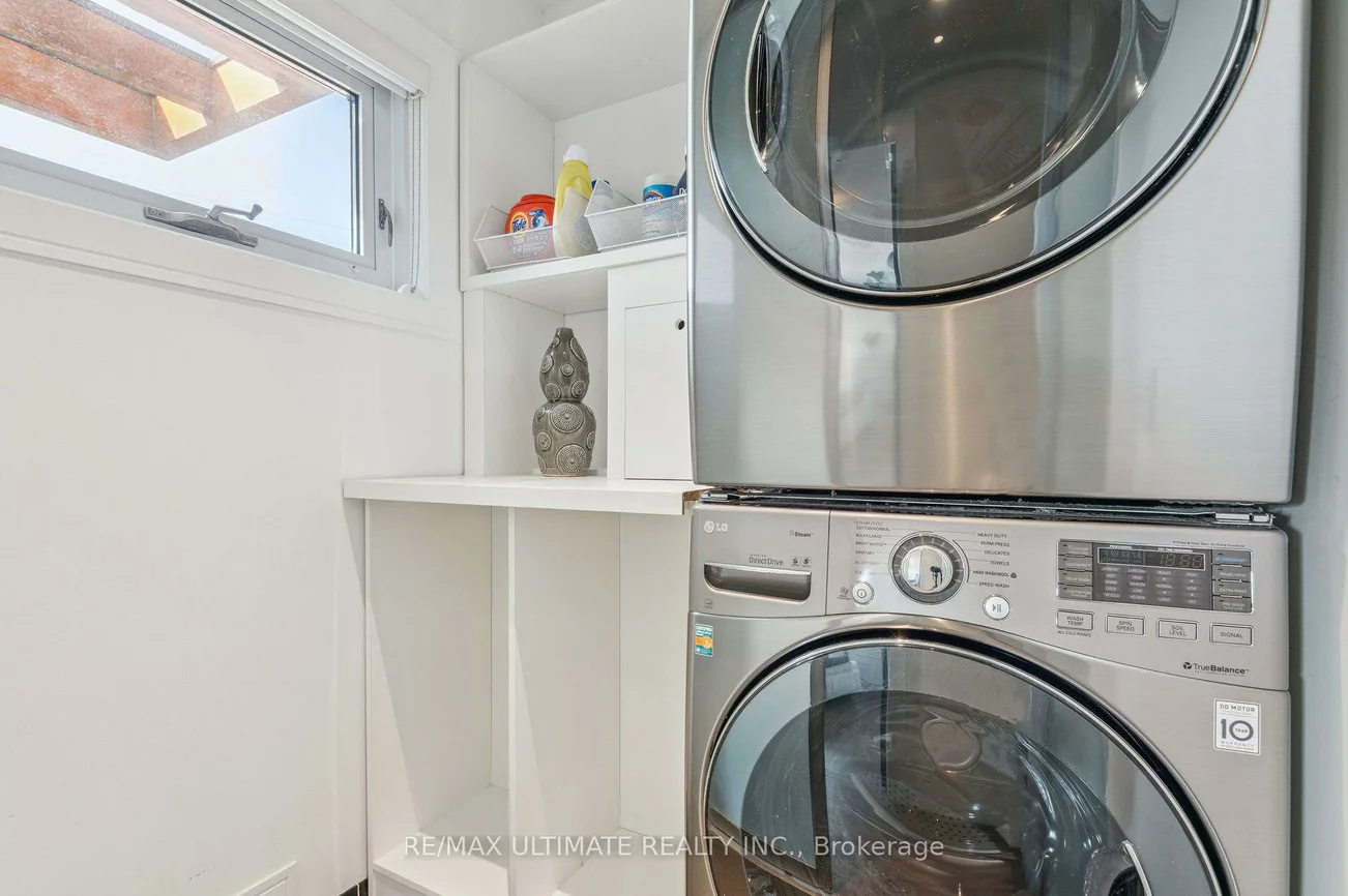 1139, Glengrove, Yorkdale-Glen Park, Toronto