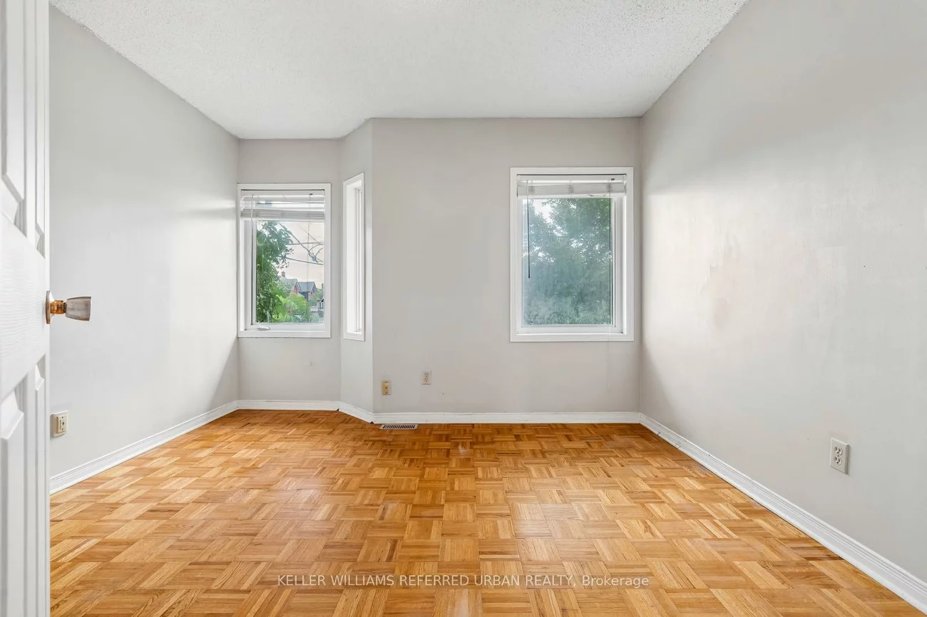 1508, Dupont, Dovercourt-Wallace Emerson-Junction, Toronto