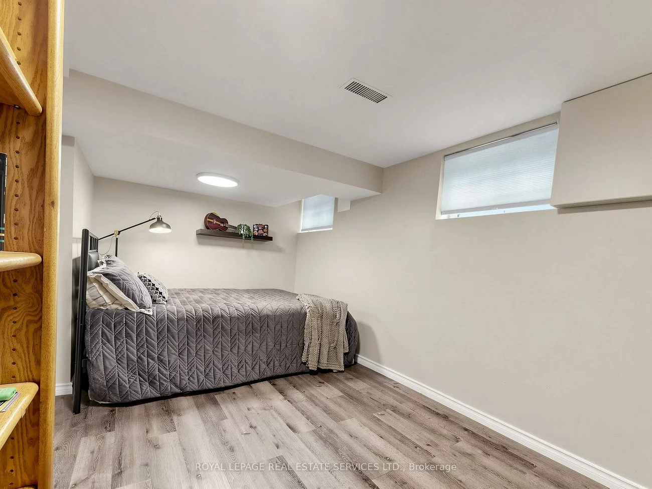 5, Ambleside, Stonegate-Queensway, Toronto