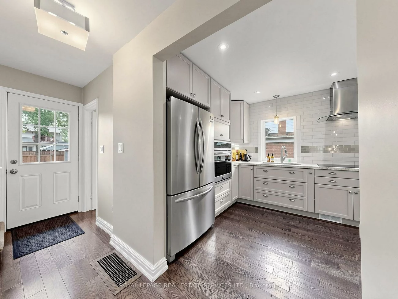 5, Ambleside, Stonegate-Queensway, Toronto